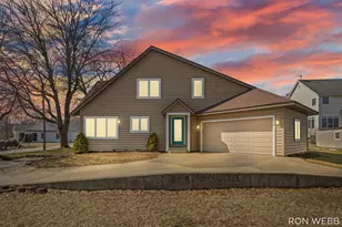 2087 Richardson Ave, Holland, MI 49424 - Photo 3