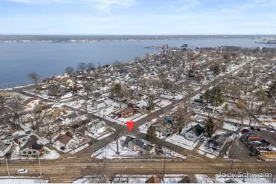 1407 Montgomery Avenue, Muskegon, MI 49441 - Photo 39