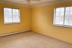 22039 E 11 Mile Rd, Saint Clair Shores, MI 48081 - Photo 17