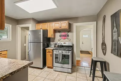 2421 Parchmount Avenue, Kalamazoo, MI 49004 - Photo 9