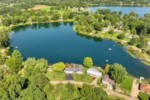 228 Oak Grove Dr, Brooklyn, MI 49230 - Photo 5