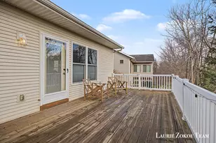 1062 Kensington St NW, Grand Rapids, MI 49534 - Photo 29