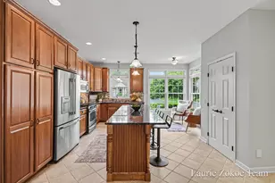 1062 Kensington St NW, Grand Rapids, MI 49534 - Photo 5
