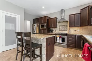 16831 Watersedge Dr, Grand Haven, MI 49417 - Photo 9