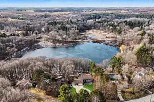 415 Vista Ln, Fremont, MI 49412 - Photo 3