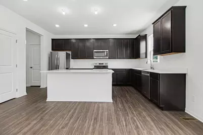 832 Kuss Drive, Saline, MI 48176 - Photo 3