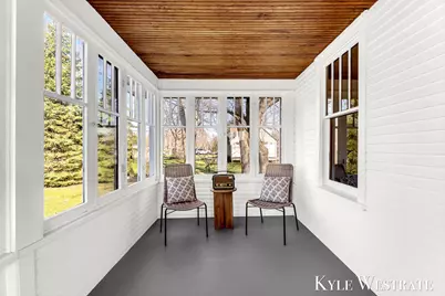 910 W 32nd Street, Holland, MI 49423 - Photo 5