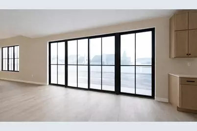 23379 Primrose Lane, Brownstown, MI 48183 - Photo 7