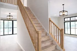 23379 Primrose Ln, Brownstown, MI 48183 - Photo 3