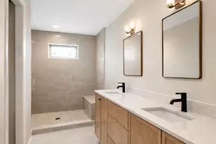 23379 Primrose Ln, Brownstown, MI 48183 - Photo 11