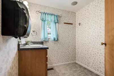 6281 Stadium Drive, Kalamazoo, MI 49009 - Photo 17