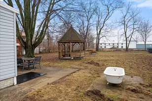 35457 Brush St, Wayne, MI 48184 - Photo 5