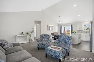 10417 Richfield Ln, Allendale, MI 49401 - Photo 5