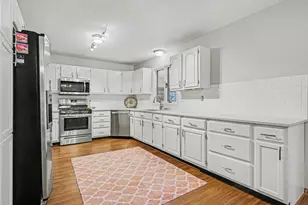 17247 N Fruitport Rd, Spring Lake, MI 49456 - Photo 11