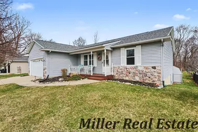 1425 S Montgomery Street, Hastings, MI 49058 - Photo 3