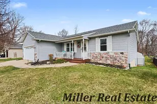 1425 S Montgomery St, Hastings, MI 49058 - Photo 3