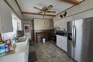 1040 James Ave, Muskegon, MI 49442 - Photo 11