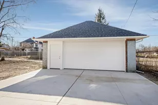 430 Marston St, Detroit, MI 48202 - Photo 35