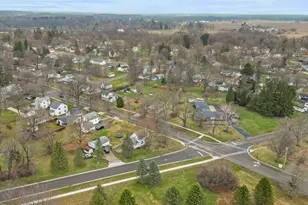 515 Maumee St, Jonesville, MI 49250 - Photo 17