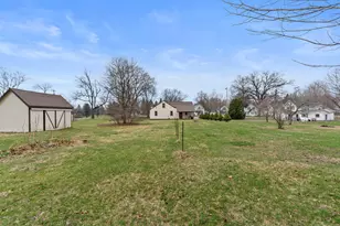 515 Maumee St, Jonesville, MI 49250 - Photo 7