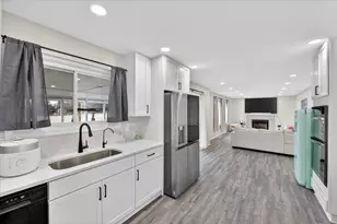 177 W Willis Rd, Saline, MI 48176 - Photo 11