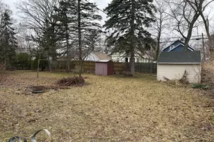 1381 Madison St, Muskegon, MI 49442 - Photo 5