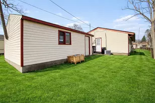 24337 Pennie St, Dearborn Heights, MI 48125 - Photo 17