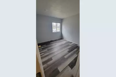 655 Robinwood Drive, Troy, MI 48083 - Photo 23