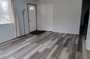 655 Robinwood Dr, Troy, MI 48083 - Photo 11