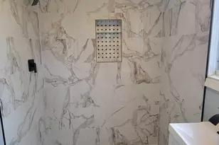 655 Robinwood Dr, Troy, MI 48083 - Photo 39