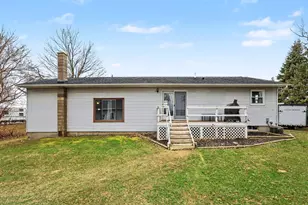 677 E Vermontville Hwy, Charlotte, MI 48813 - Photo 19