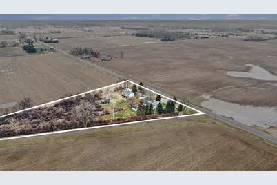 677 E Vermontville Highway, Charlotte, MI 48813 - Photo 25