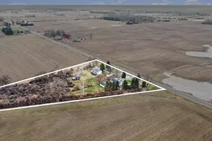 677 E Vermontville Hwy, Charlotte, MI 48813 - Photo 25