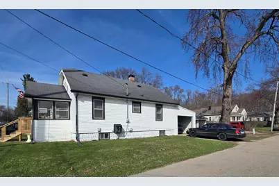 323 S Maurice Avenue, Jackson, MI 49203 - Photo 3