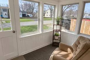 323 S Maurice Ave, Jackson, MI 49203 - Photo 17
