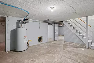 12 E 19th St, Holland, MI 49423 - Photo 17