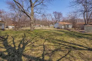 112 Poplar St, Gobles, MI 49055 - Photo 15