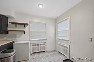 1435 Diamond Ave NE, Grand Rapids, MI 49505 - Photo 9