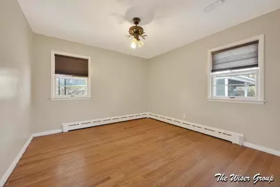1435 Diamond Avenue NE, Grand Rapids, MI 49505 - Photo 13