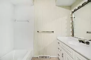 6349 Greenway Dr SE, Grand Rapids, MI 49546 - Photo 17