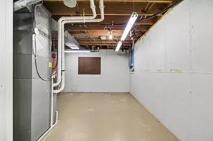 6349 Greenway Dr SE, Grand Rapids, MI 49546 - Photo 25