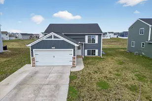 1700 Harper Grove Ln, Vicksburg, MI 49097 - Photo 3