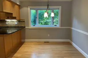 2310 Churchill Dr, Ann Arbor, MI 48103 - Photo 97