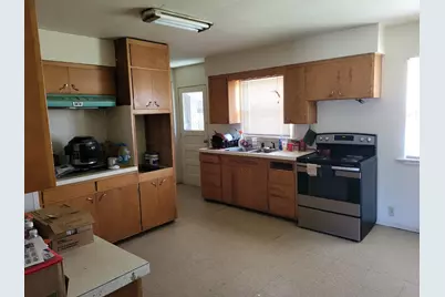 739 Dixie Drive, Benton Harbor, MI 49022 - Photo 3