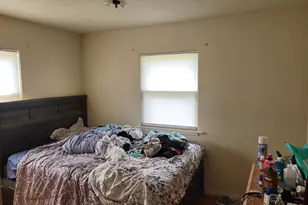 739 Dixie Dr, Benton Harbor, MI 49022 - Photo 5