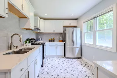 16002 Lakeside Road, Union Pier, MI 49129 - Photo 11