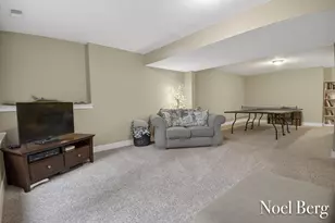 16861 Birchview Dr, Nunica, MI 49448 - Photo 37