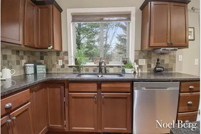 16861 Birchview Drive, Nunica, MI 49448 - Photo 15