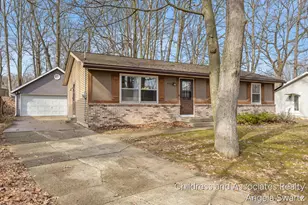 4287 Trojan Dr SW, Wyoming, MI 49519 - Photo 3