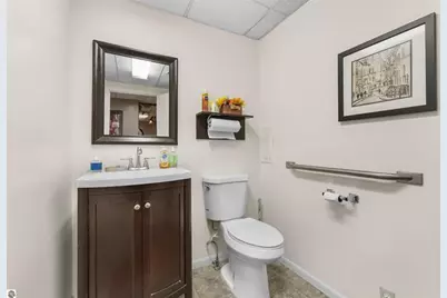 309 N Mitchell Street, Cadillac, MI 49601 - Photo 15